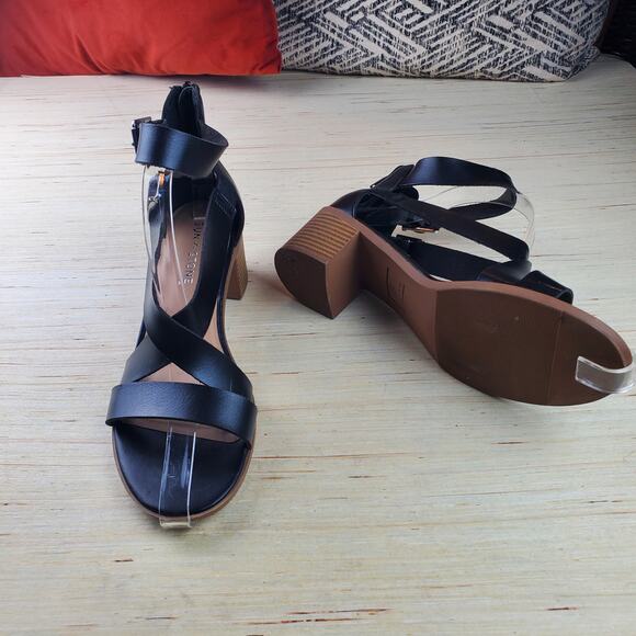 SUN + STONE | Quinn Strappy | Black | Block Heel Sandals | Size 8.5 - Picture 3 of 10